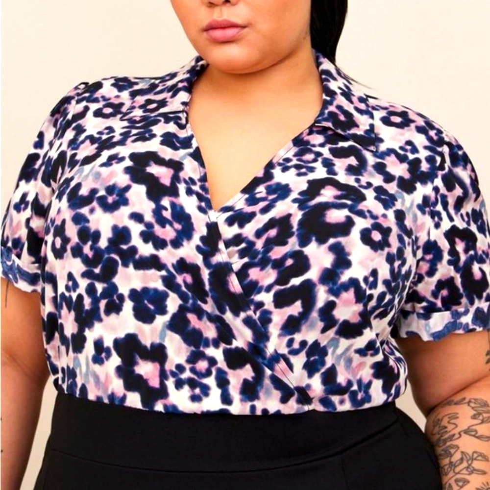 ❤️NWT TORRID DRESS - MIDI FLORAL - SIDE SLIT - STUDIO CREPE - PLUS SIZE - Picture 4 of 10